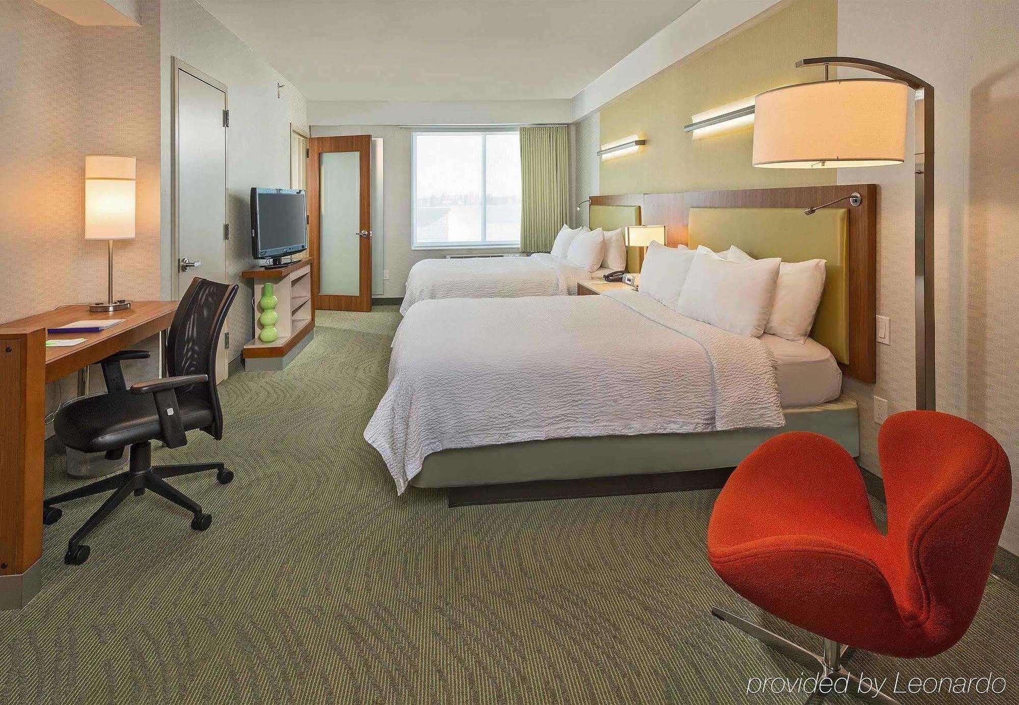 Springhill Suites By Marriott New York Laguardia Airport Екстериор снимка